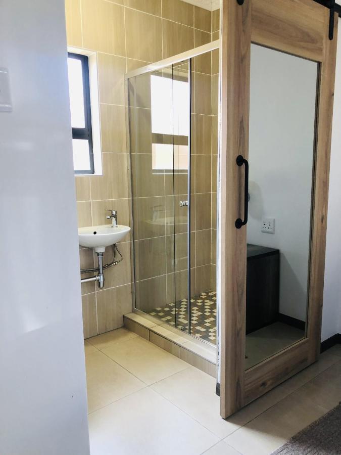 Tranquility Guesthouse Standerton Esterno foto