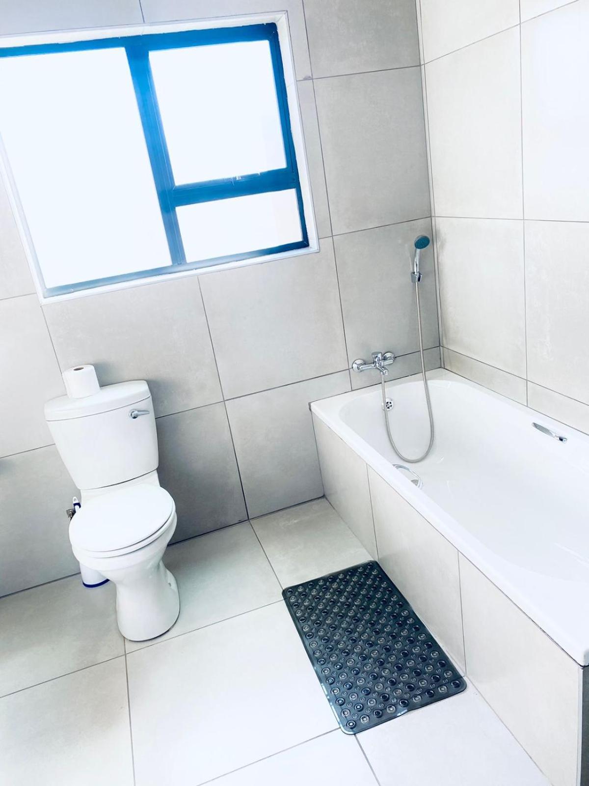 Tranquility Guesthouse Standerton Esterno foto